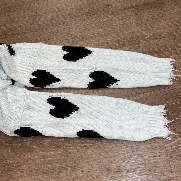 Wildfox Palmetto Heart Crop Sweater - Picture 11 of 14